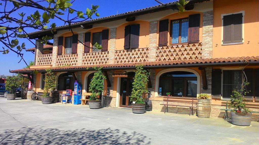 Agriturismo Vecchio Torchio Villa Canelli Dış mekan fotoğraf